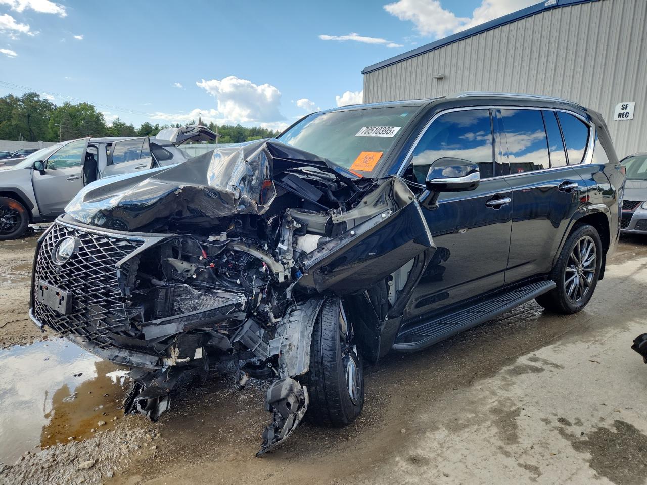 LEXUS LX 600 BASE