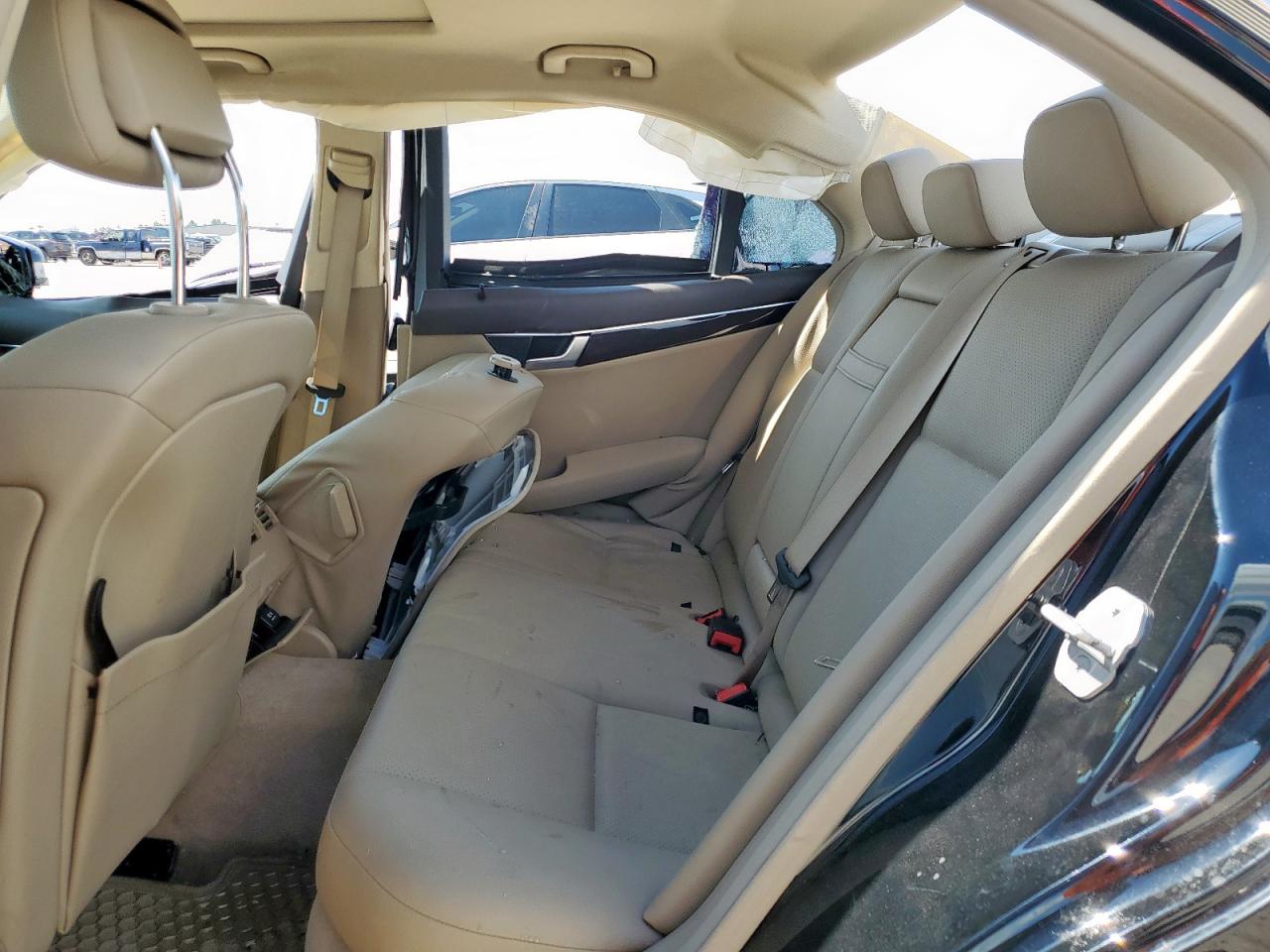 MERCEDES-BENZ C-CLASS 250