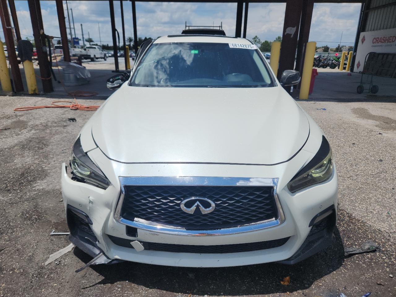 INFINITI Q50 LUXE