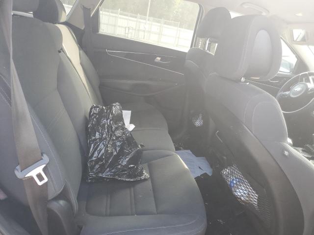 2016 KIA SORENTO LX 5XYPG4A33GG096396