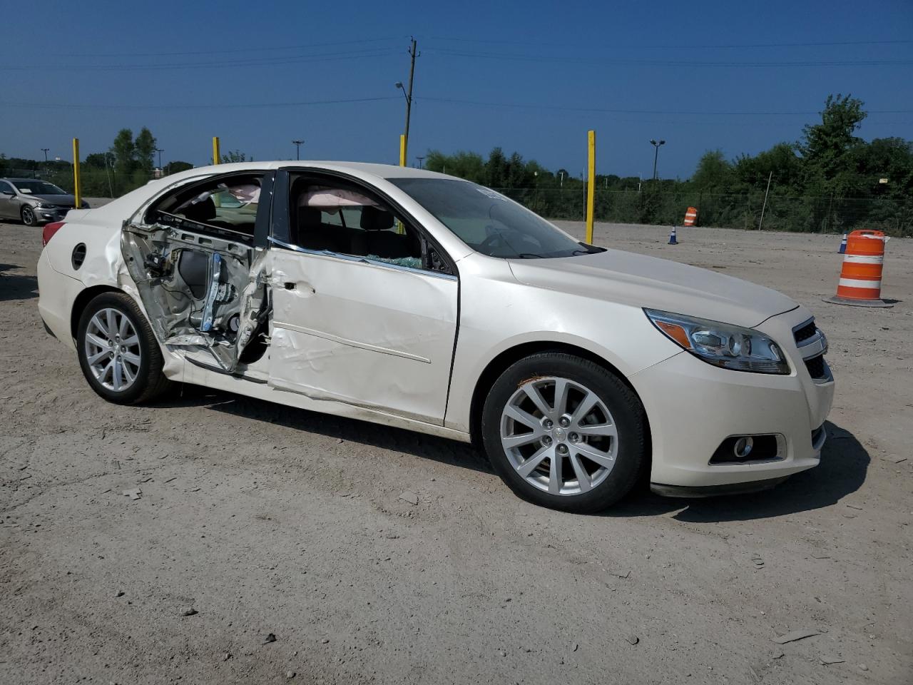 Lot #3220496698 2013 CHEVROLET MALIBU 2LT