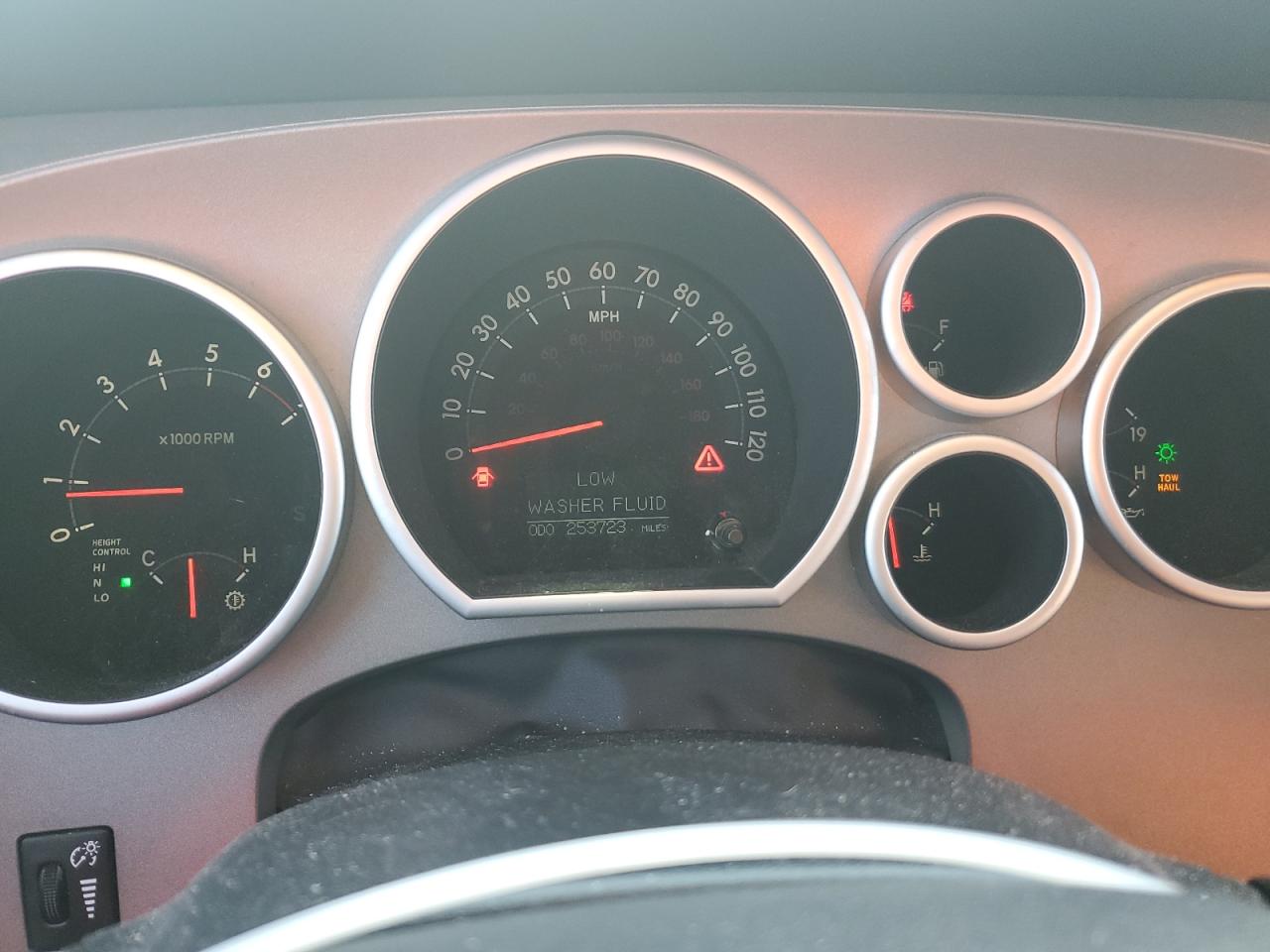 TOYOTA SEQUOIA PLATINUM