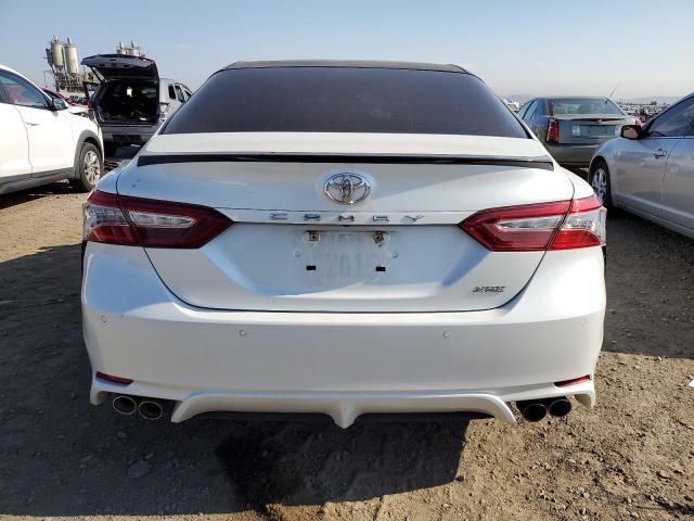 2018 TOYOTA CAMRY XSE 4T1B61HK7JU143889