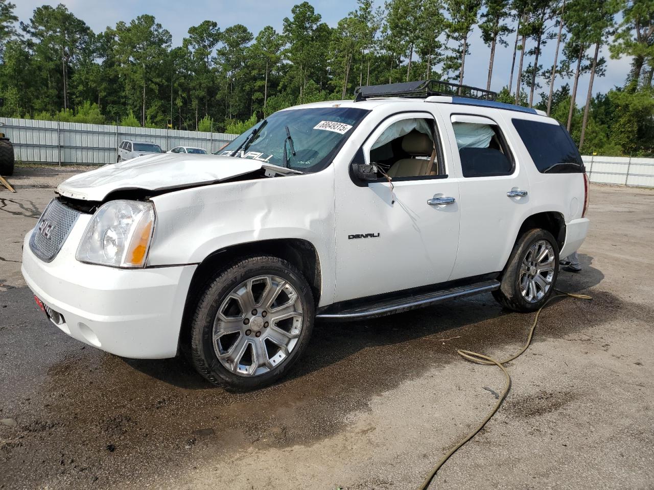 GMC YUKON DENALI