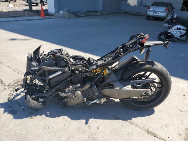 2016 DUCATI MONSTER ZDM1RBTS5GB022131