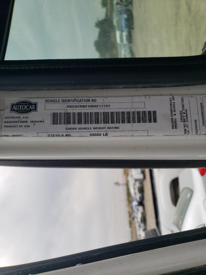 Lot #3247732278 2011 AUTOCAR LLC XPEDITOR