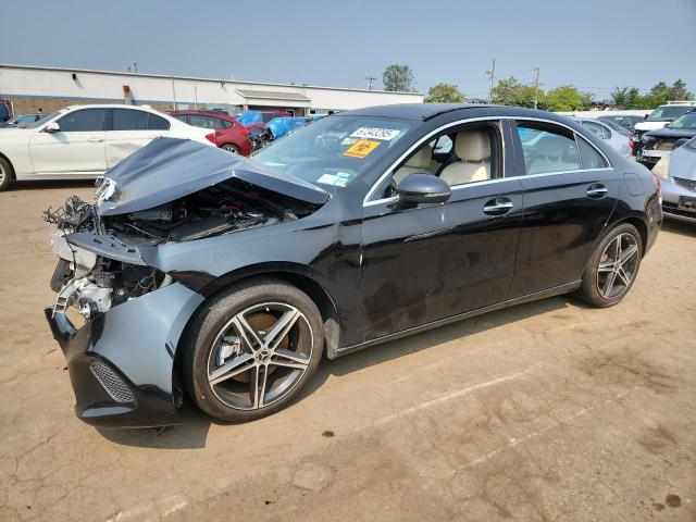 2022 MERCEDES-BENZ A 220 4MAT W1K3G4FBXNJ364183