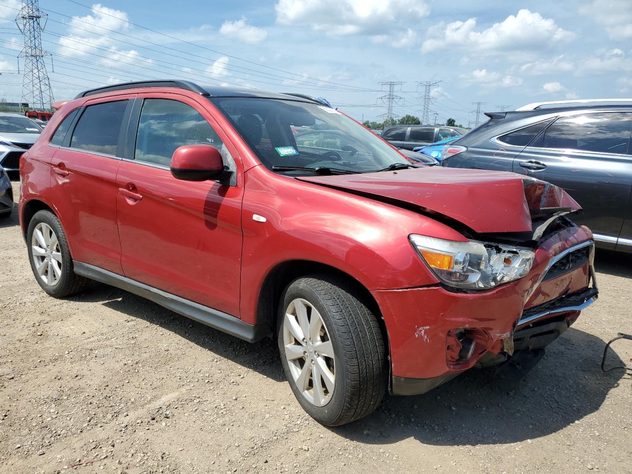 MITSUBISHI OUTLANDER SE