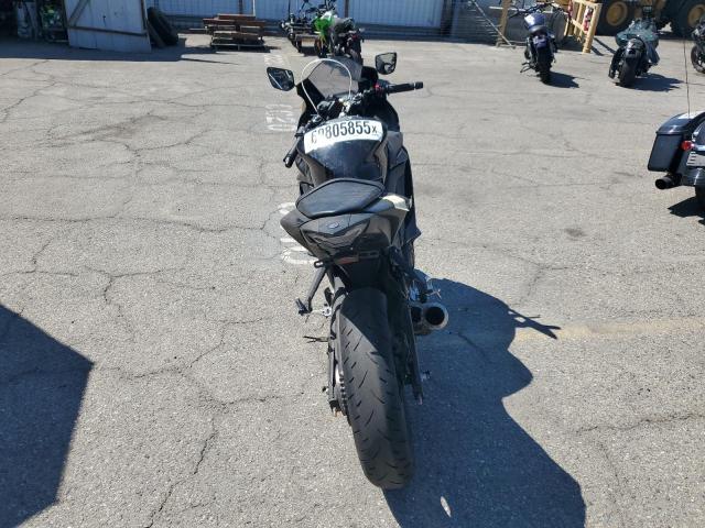 2020 YAMAHA YZFR3 A MH3RH18Y1LK004908
