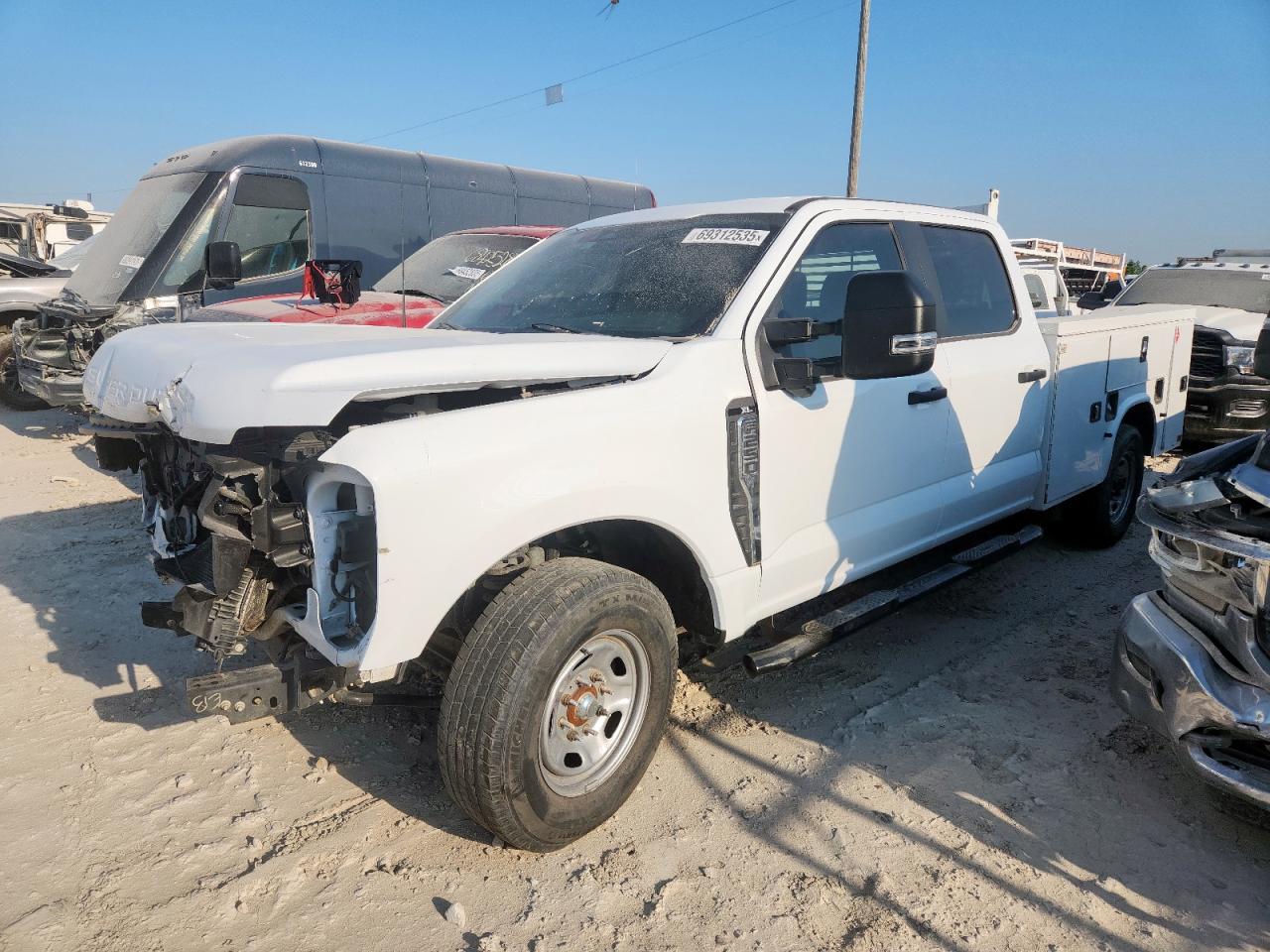 FORD F-250 SUPER DUTY