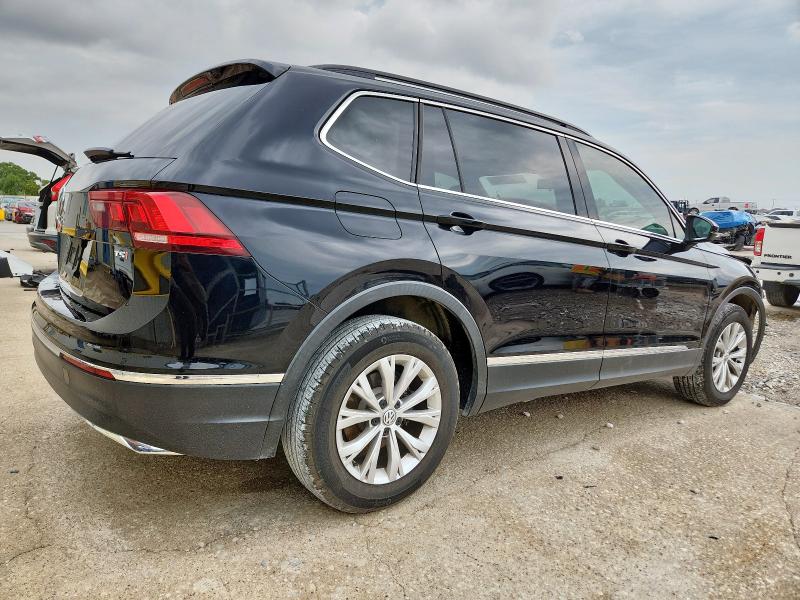 2018 VOLKSWAGEN TIGUAN SE 3VV3B7AX2JM182490