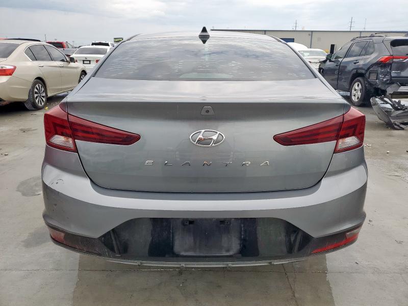 2019 HYUNDAI ELANTRA SE KMHD84LF5KU794602