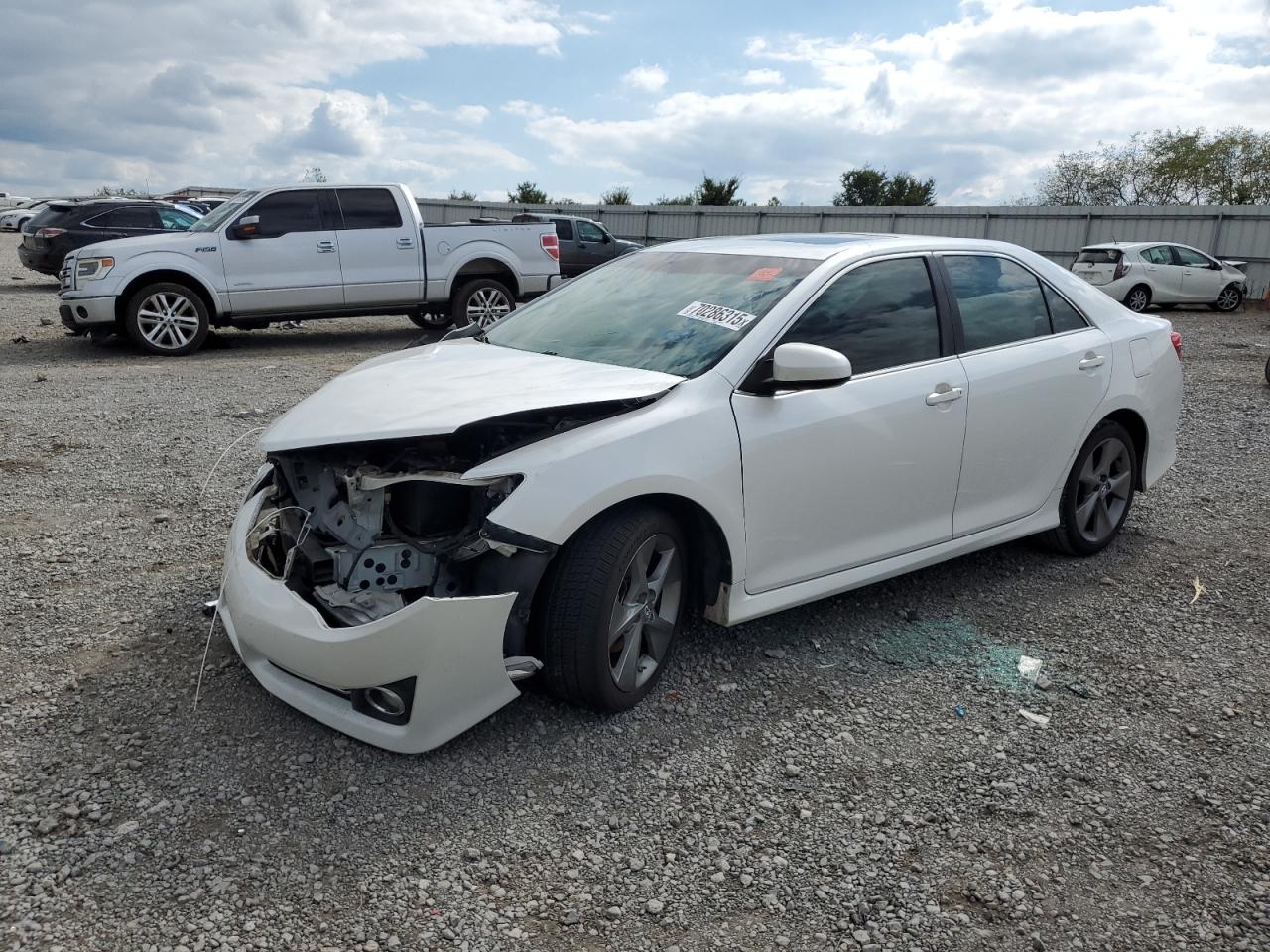  Salvage Toyota Camry