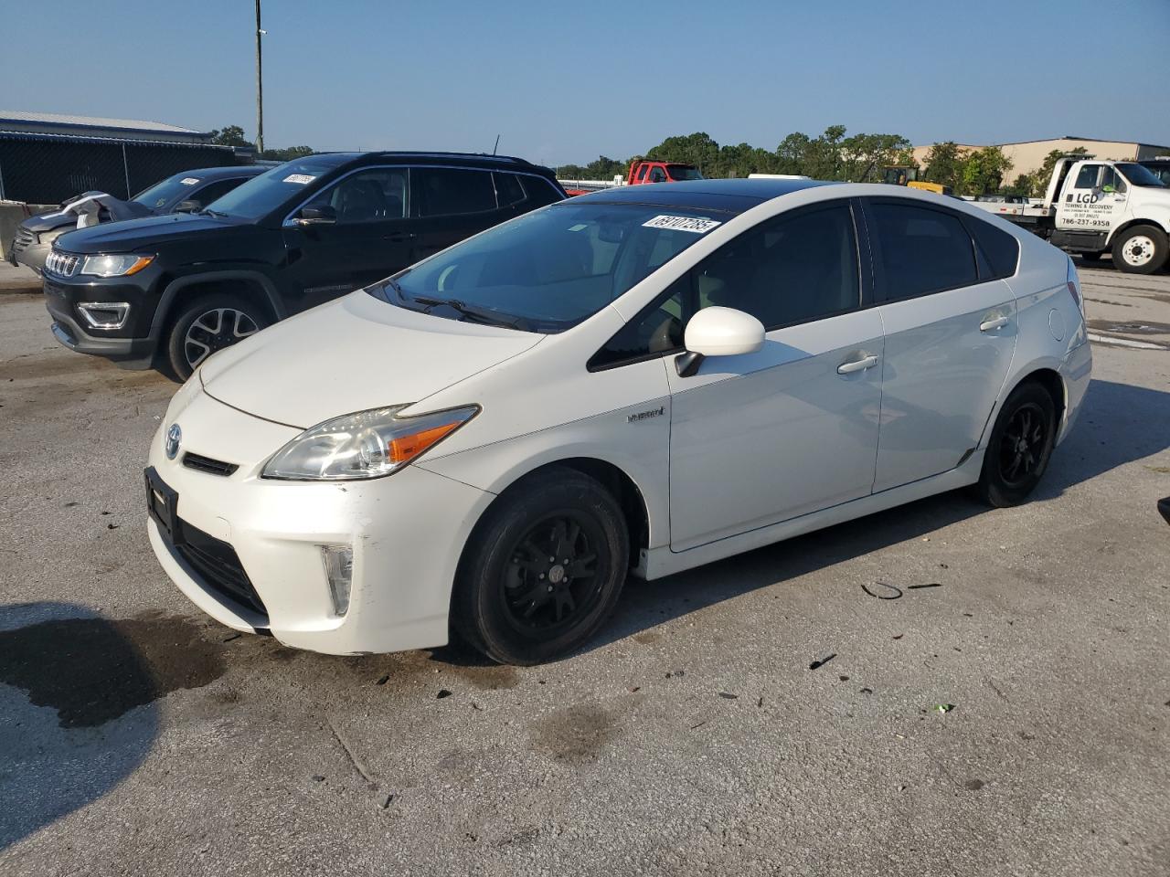 TOYOTA PRIUS