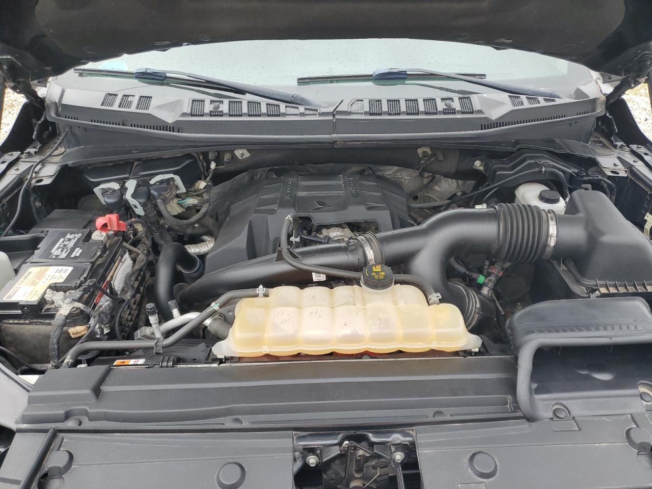 FORD F-150 SUPER CAB