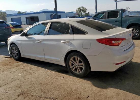 2016 HYUNDAI SONATA SE 5NPE24AF7GH273895