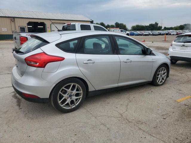 2015 FORD FOCUS SE 1FADP3K23FL340396