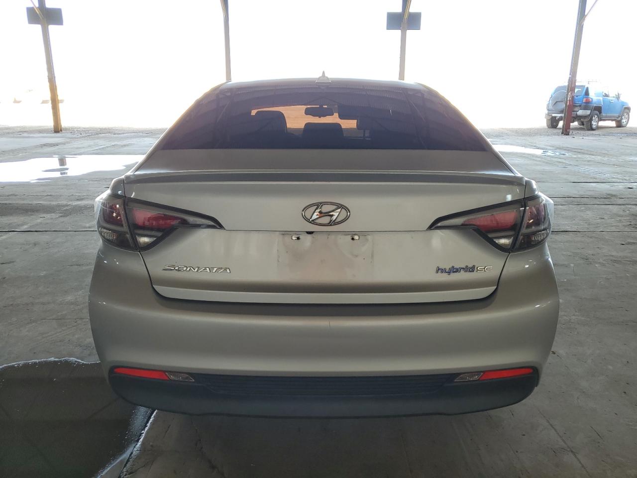 HYUNDAI SONATA HYBRID