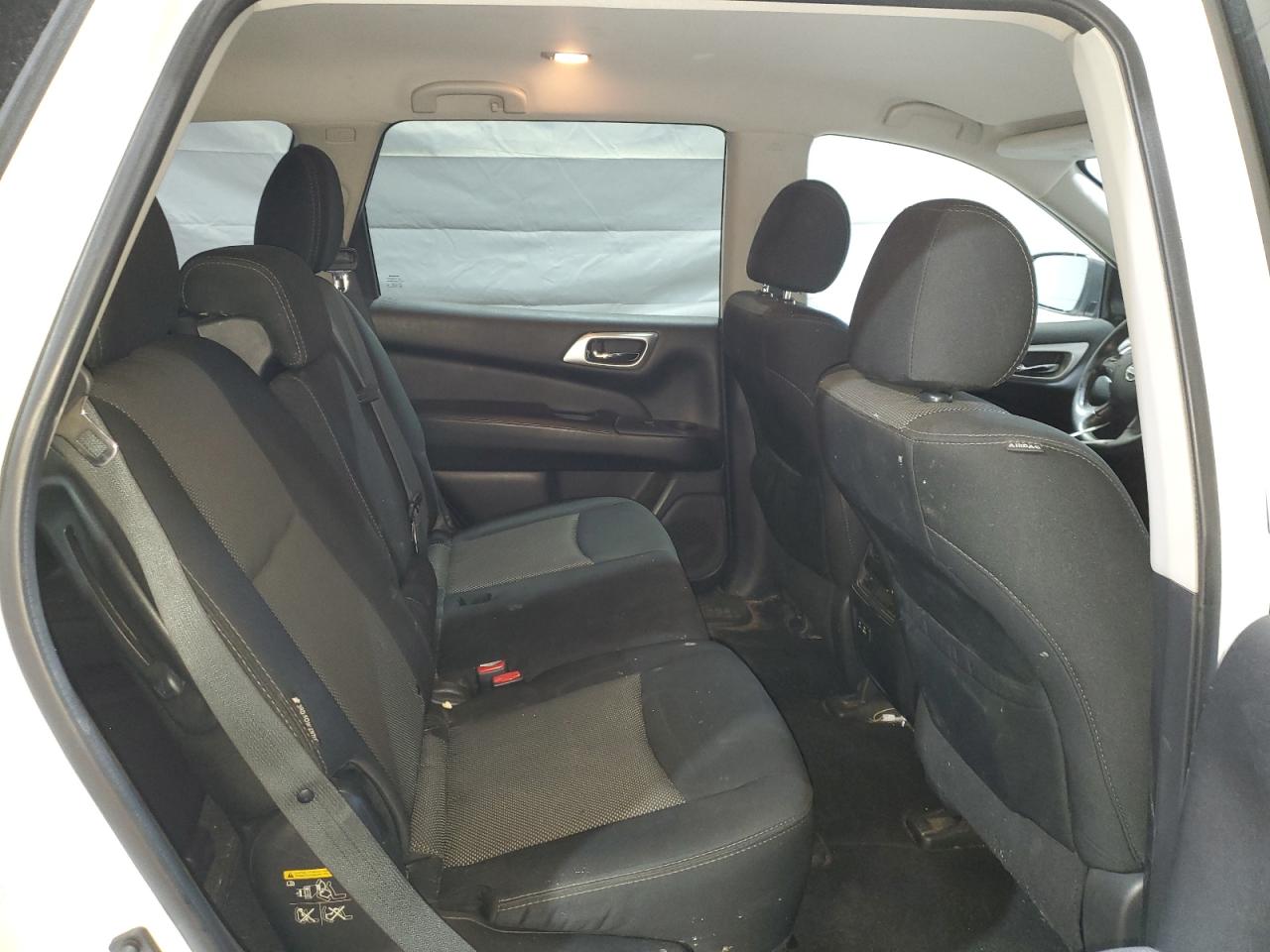 NISSAN PATHFINDER SV