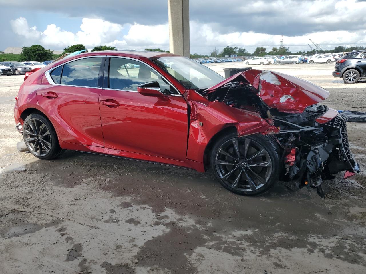 LEXUS IS 350 F SPORT DESIGN