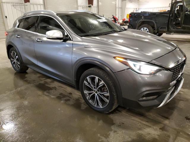2017 INFINITI QX30 BASE SJKCH5CR3HA025653