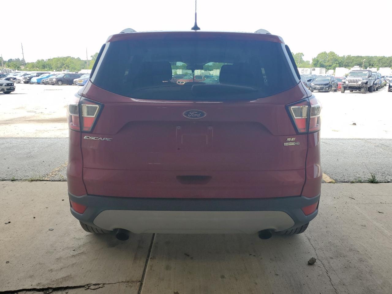 FORD ESCAPE SE