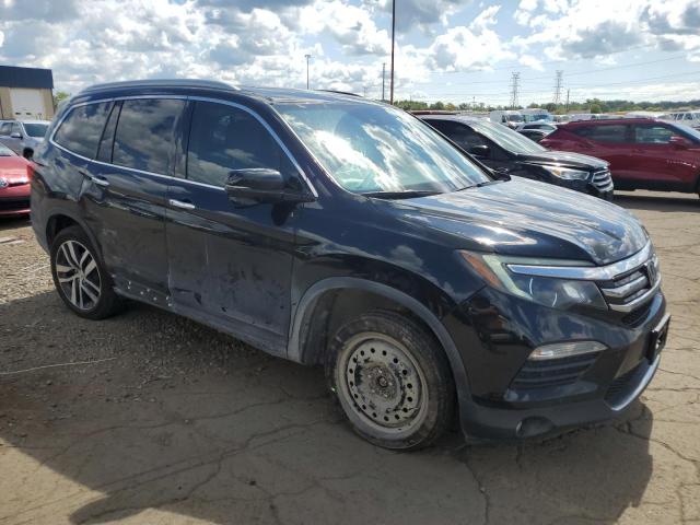 2018 HONDA PILOT TOUR 5FNYF5H91JB021704