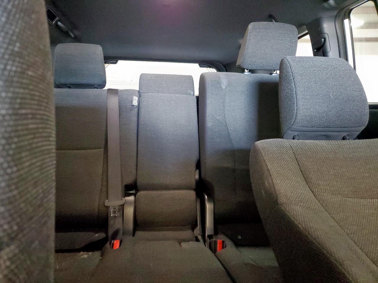 TOYOTA LAND CRUISER BASE