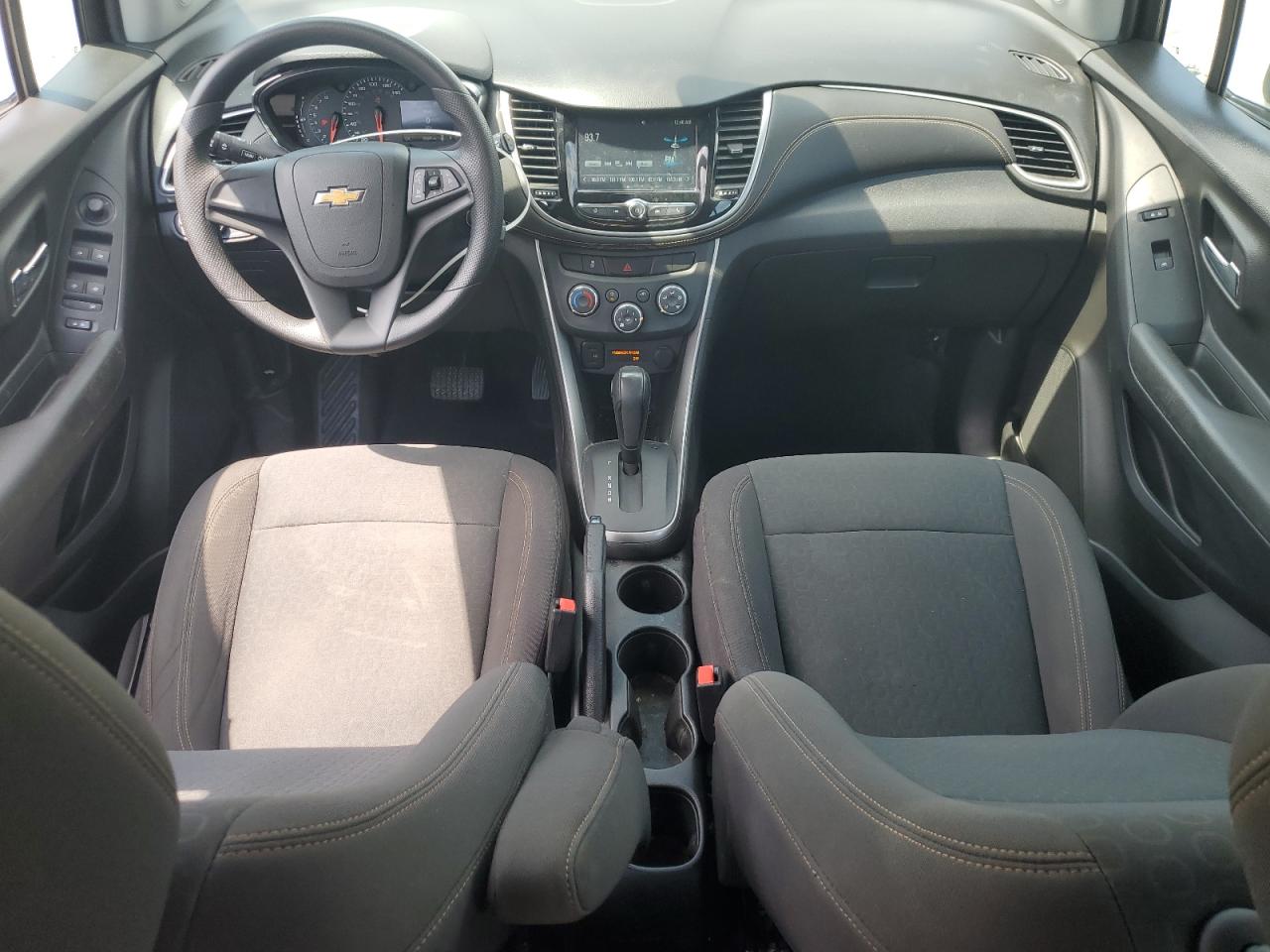 CHEVROLET TRAX LS