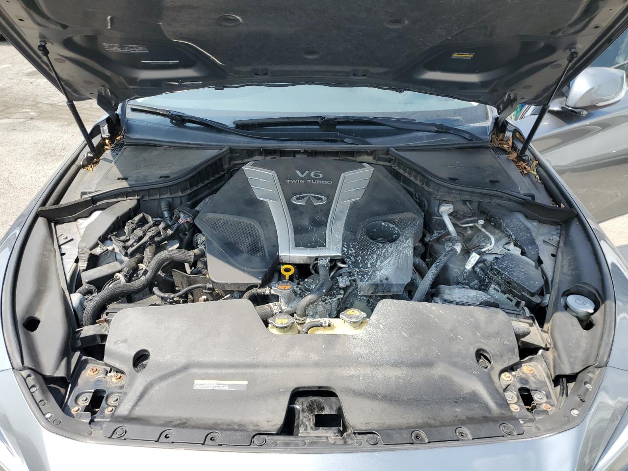 INFINITI Q50 PREMIUM