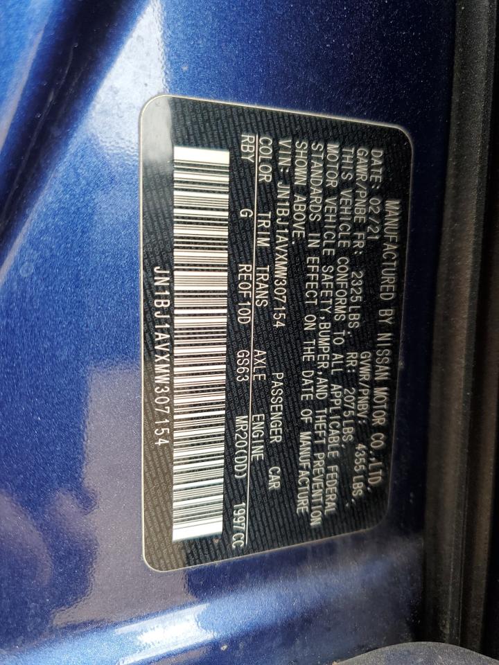 NISSAN ROGUE SPORT S