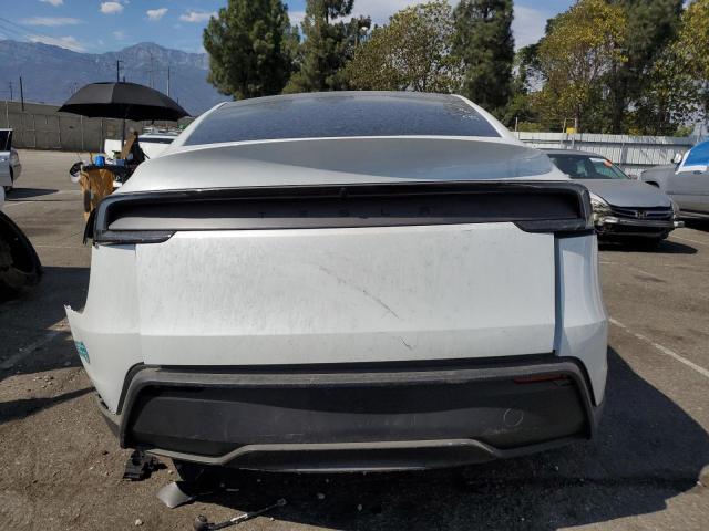 2026 TESLA MODEL Y 7SAYGDED9TF380949