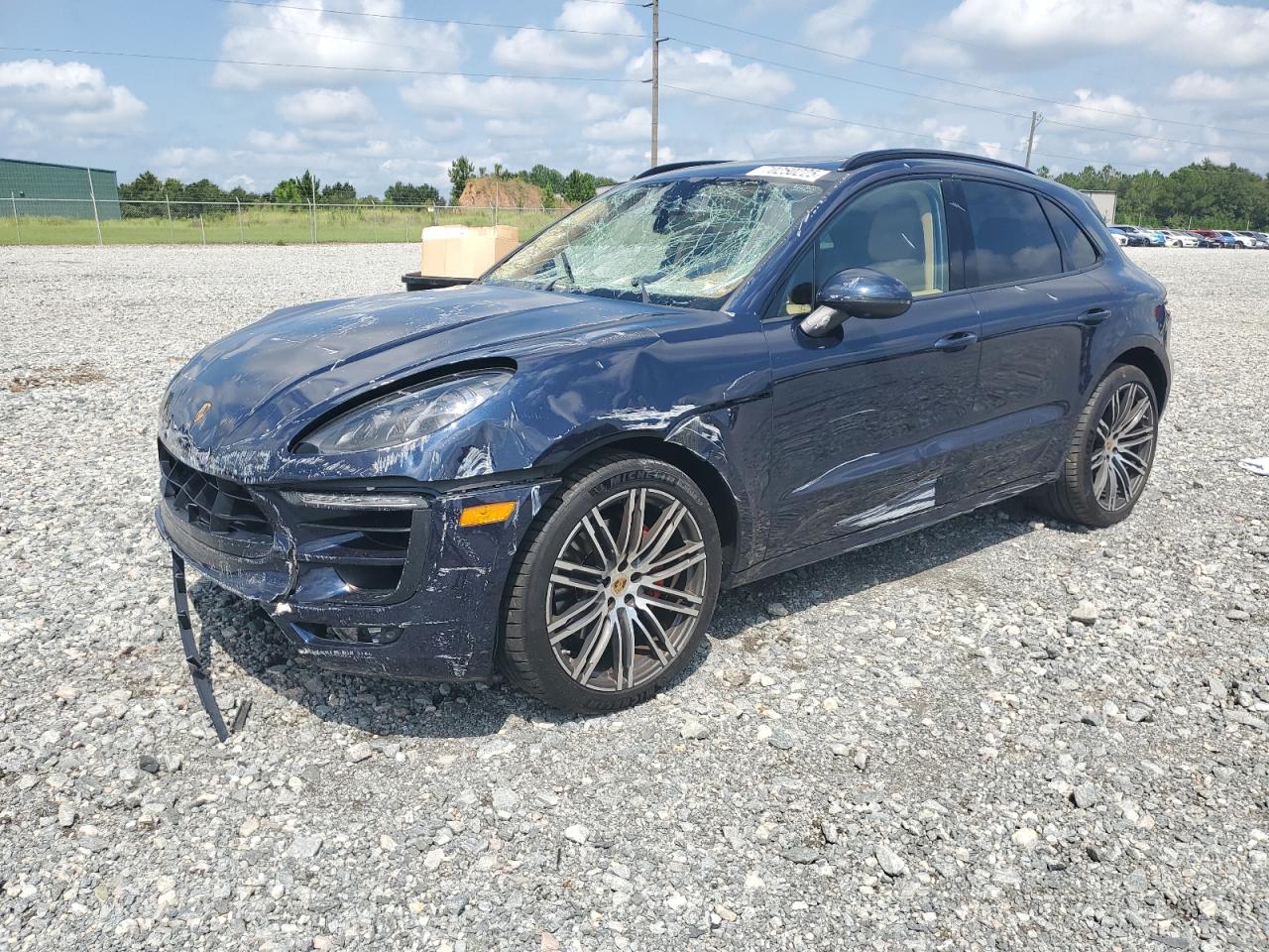 PORSCHE MACAN GTS