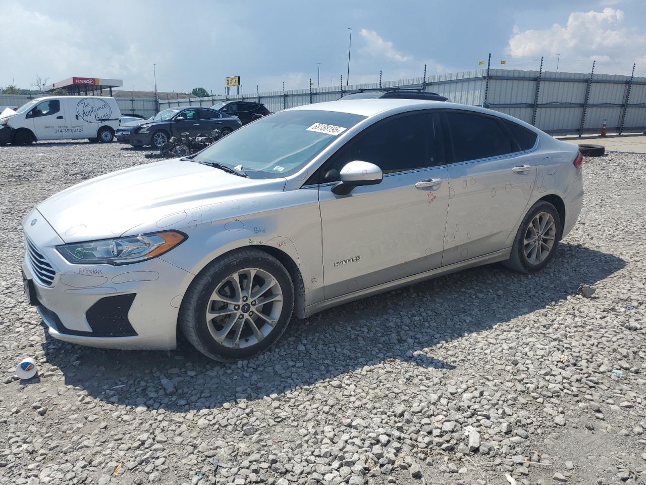 FORD FUSION SE