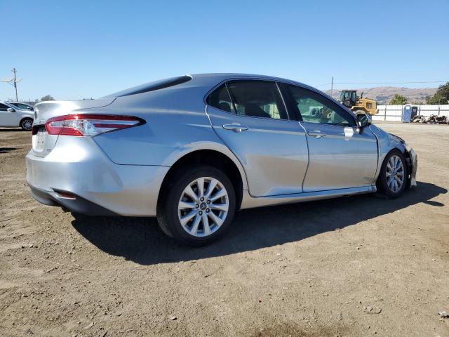 2018 TOYOTA CAMRY L - 4T1B11HK7JU638463
