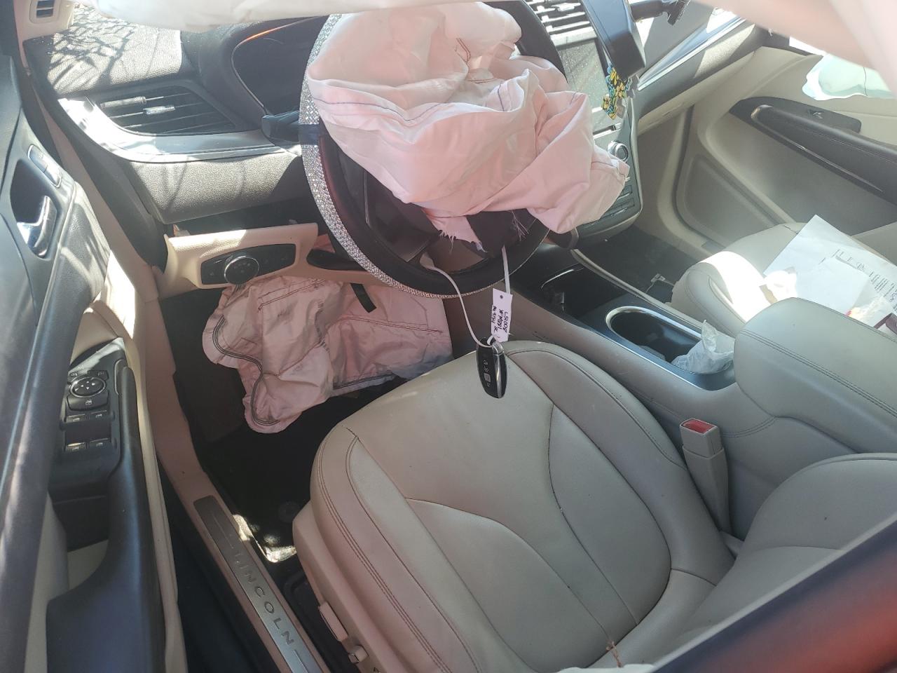 LINCOLN MKC PREMIERE