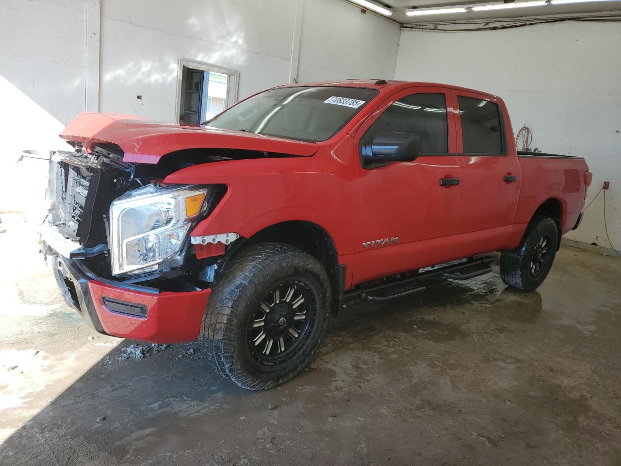 NISSAN TITAN S