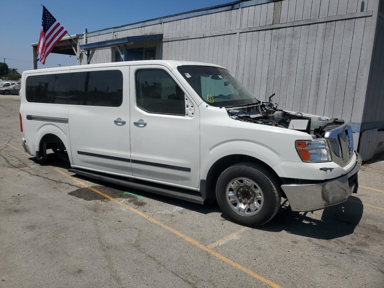 NISSAN NV3500 3500