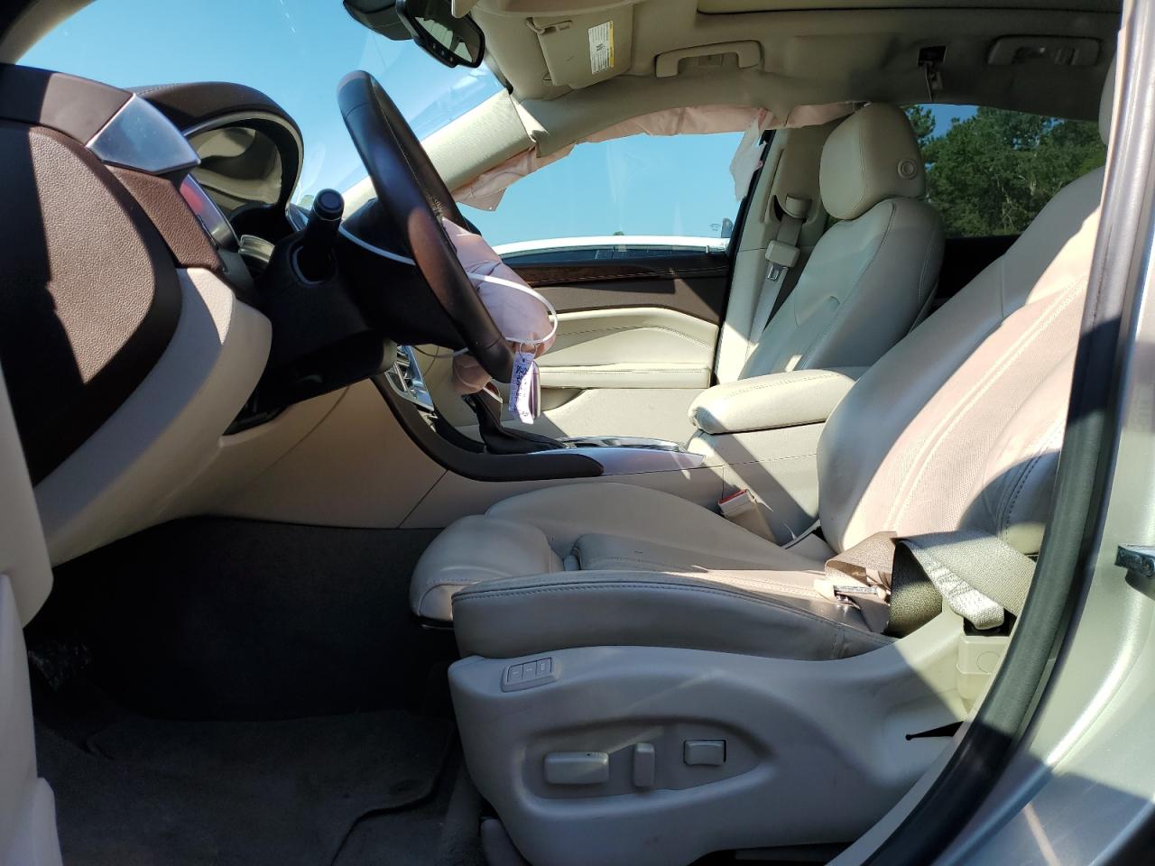 CADILLAC SRX LUXURY COLLECTION