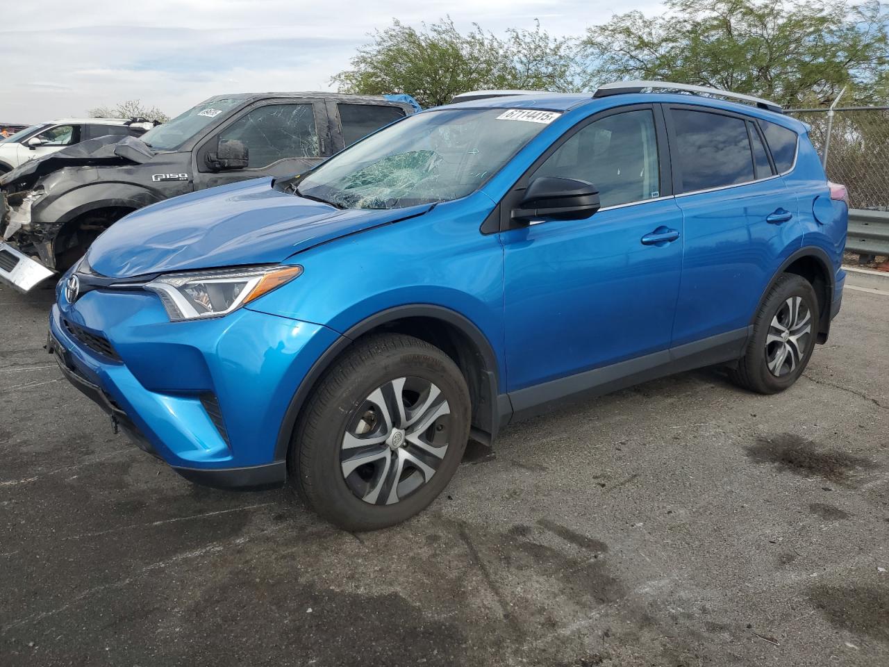 TOYOTA RAV4 LE