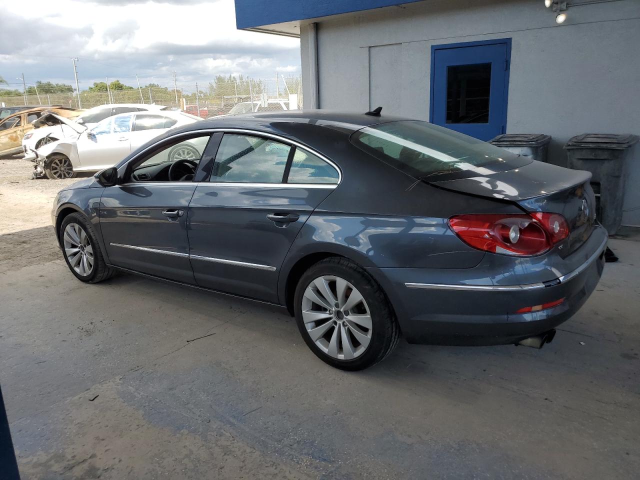 VOLKSWAGEN CC SPORT