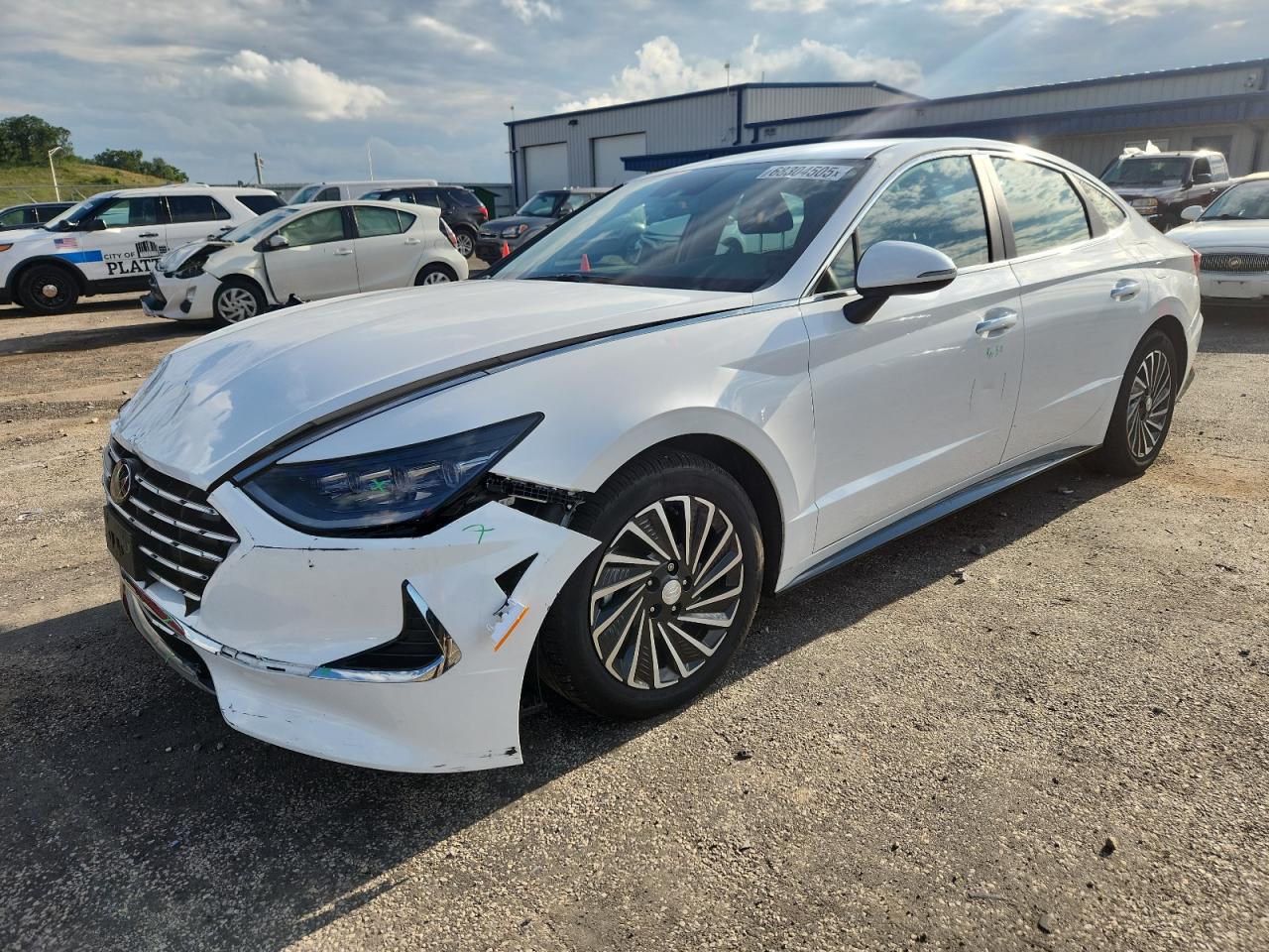 HYUNDAI SONATA HYBRID