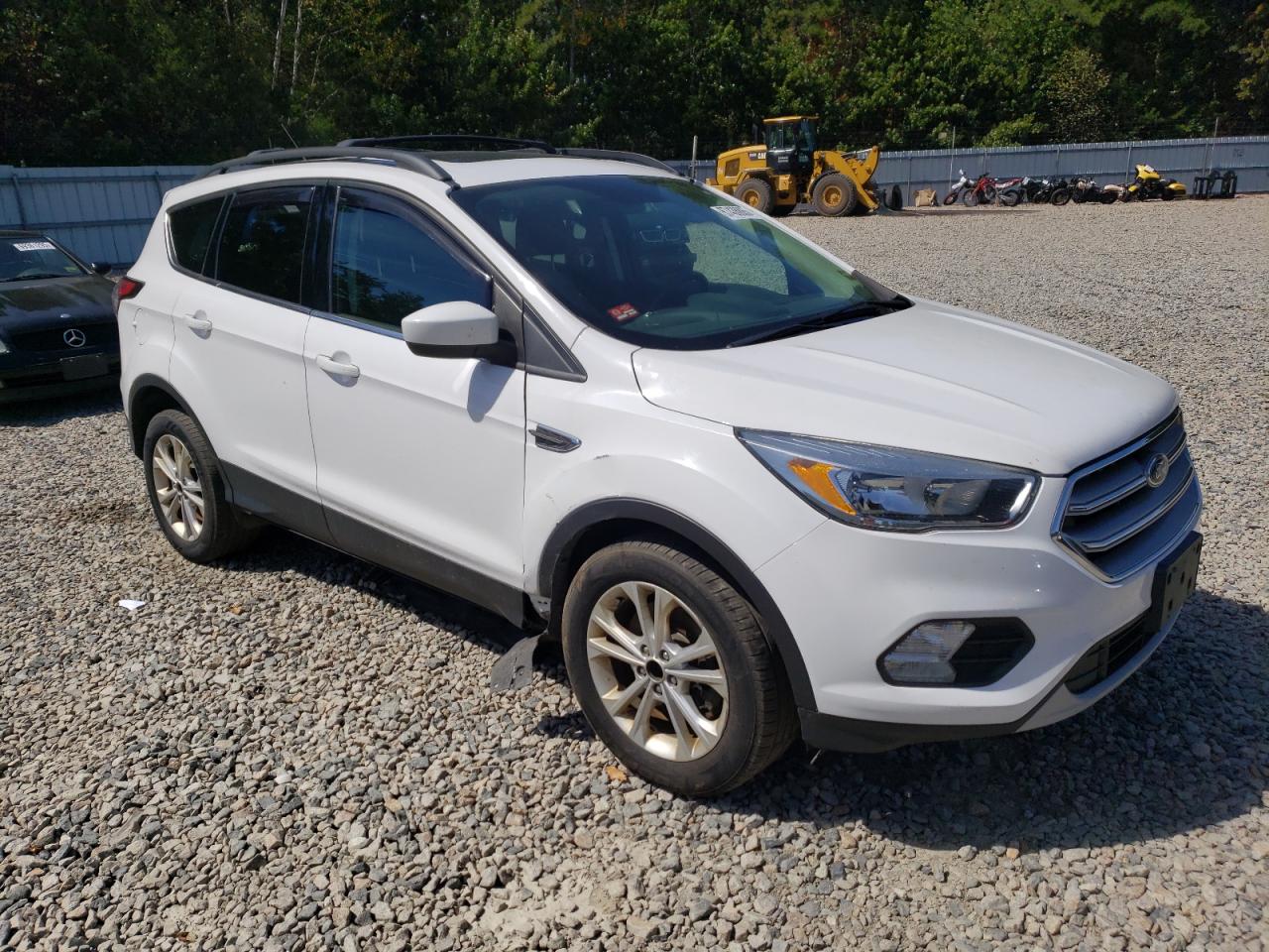 FORD ESCAPE SE