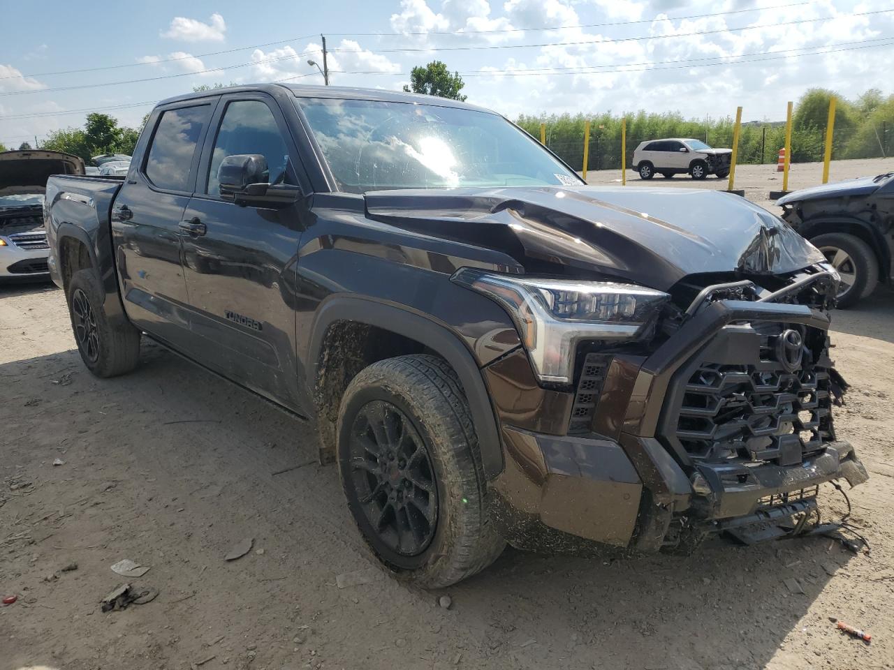 TOYOTA TUNDRA CREWMAX LIMITED