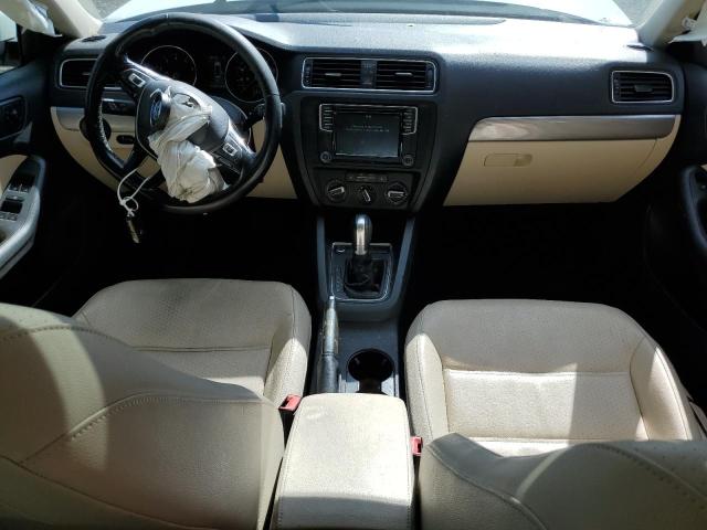 2018 VOLKSWAGEN JETTA SE - 3VWDB7AJ2JM256924