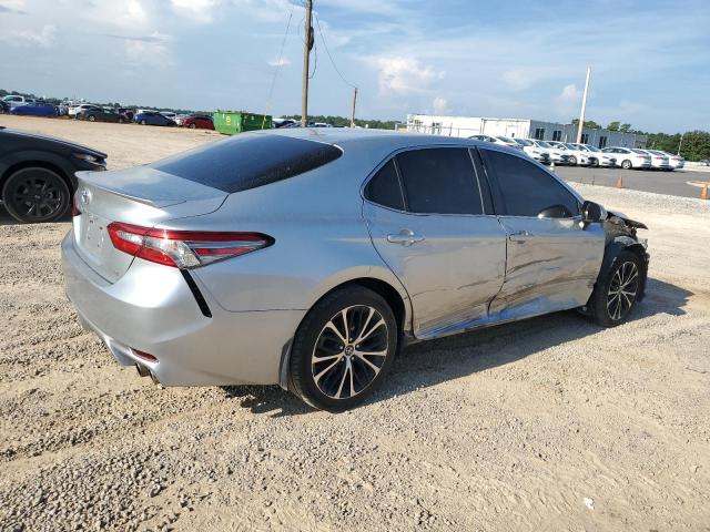 2018 TOYOTA CAMRY L 4T1B11HK1JU586084