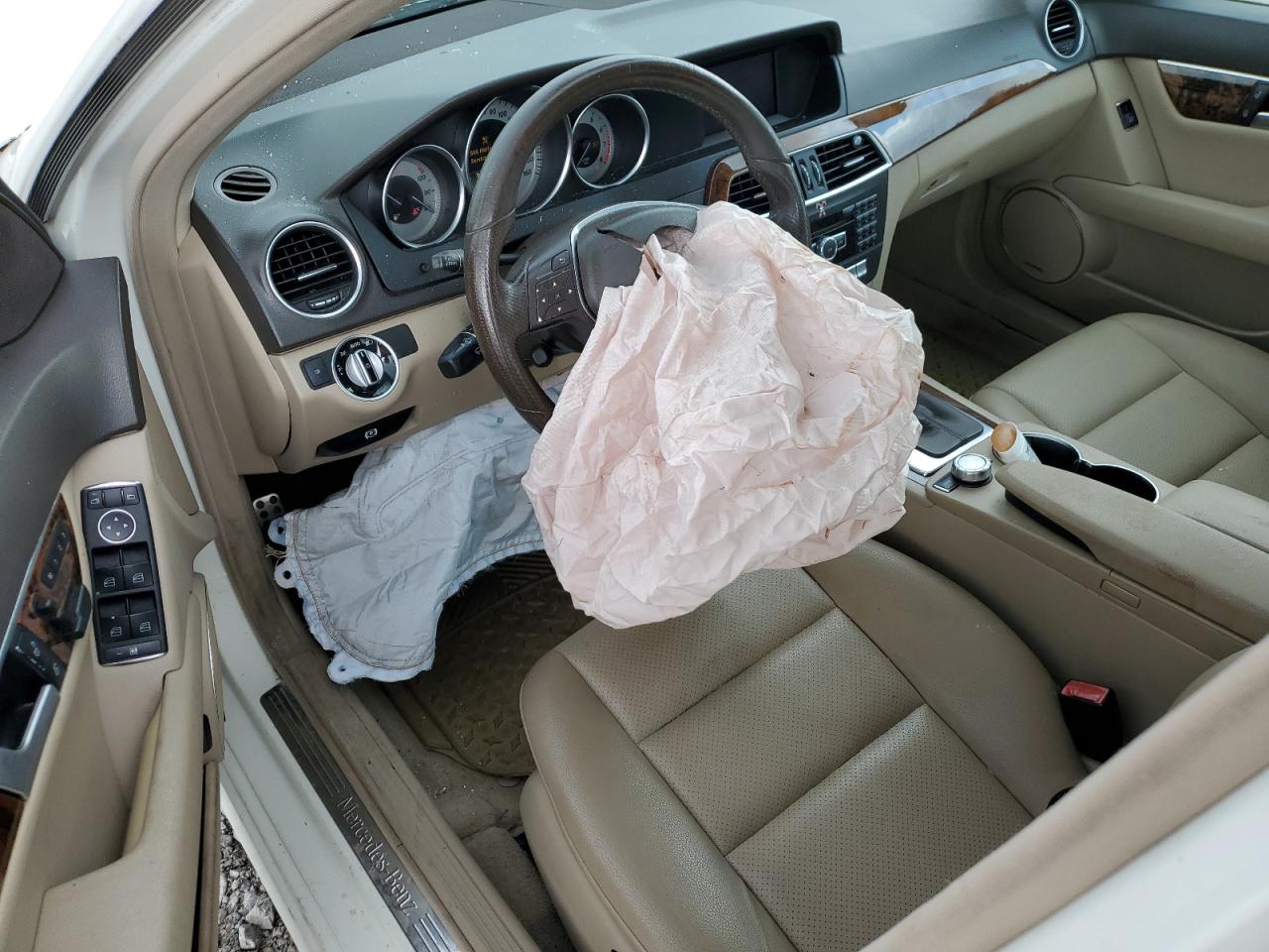 MERCEDES-BENZ C-CLASS 300 4MATIC