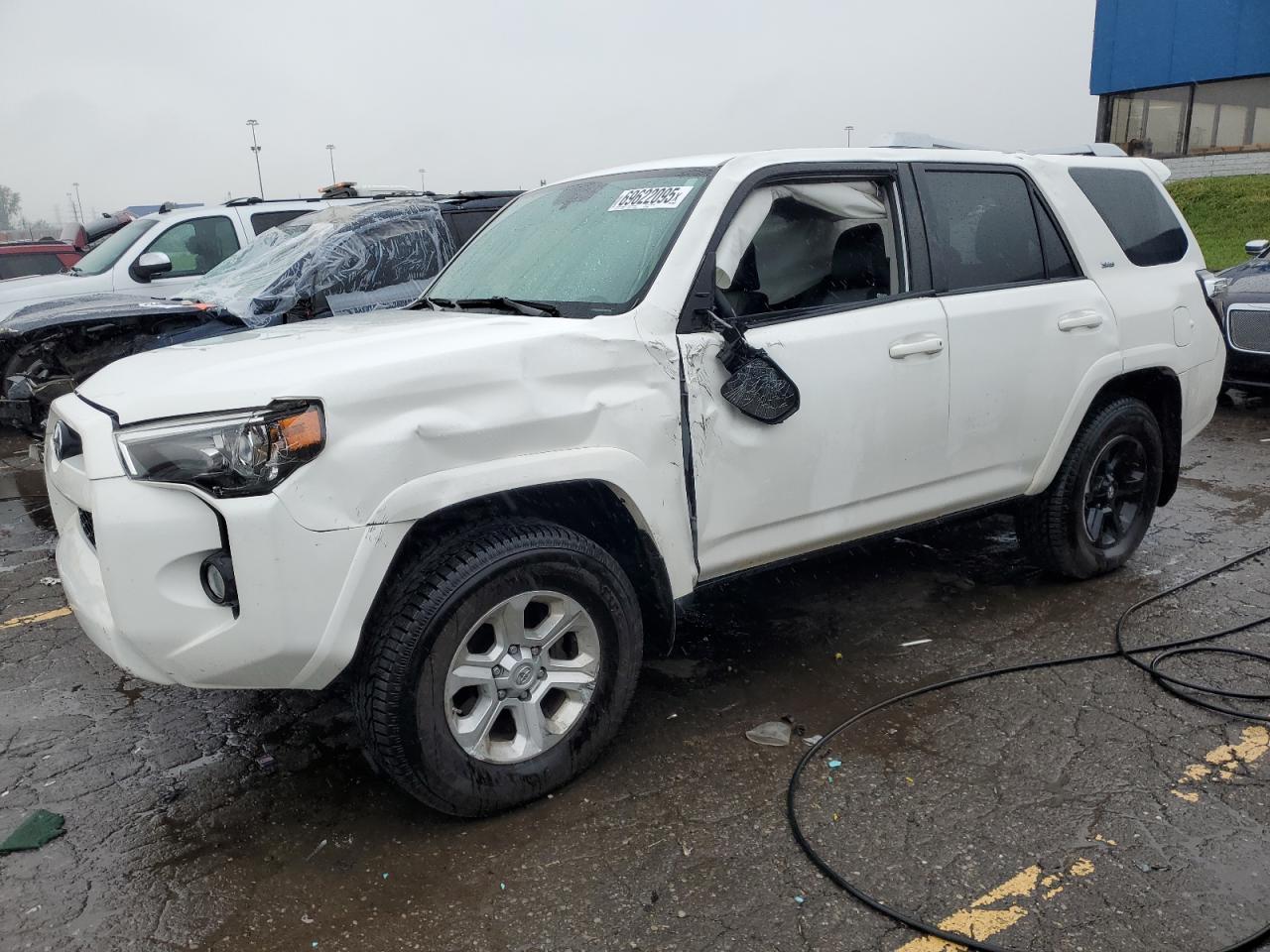 TOYOTA 4RUNNER SR5/SR5 PREMIUM
