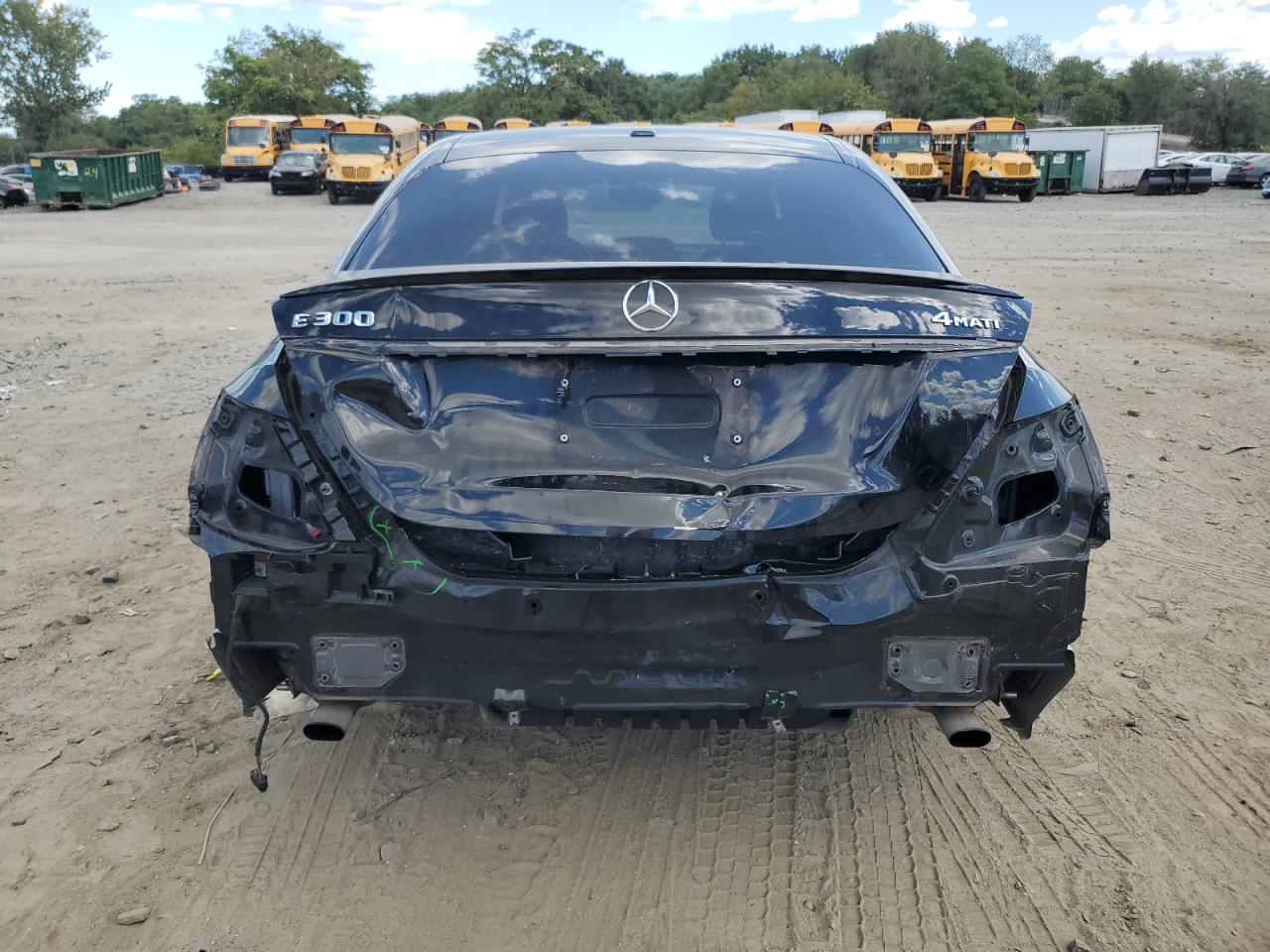 MERCEDES-BENZ E-CLASS 300 4MATIC