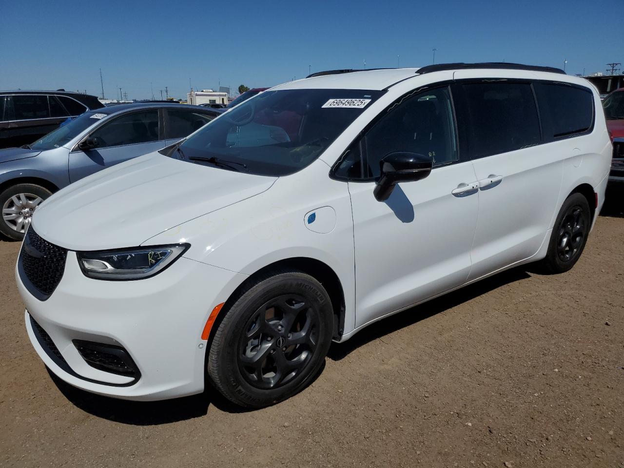CHRYSLER PACIFICA HYBRID SELECT